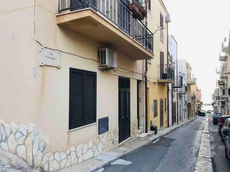 Cozy apartment Castellammare del Golfo Exterior foto